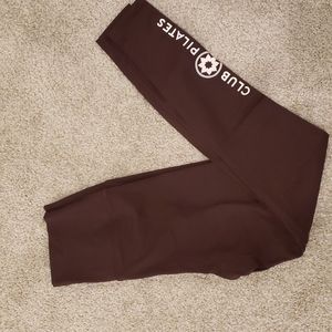 Club Pilates Glyder Leggings
